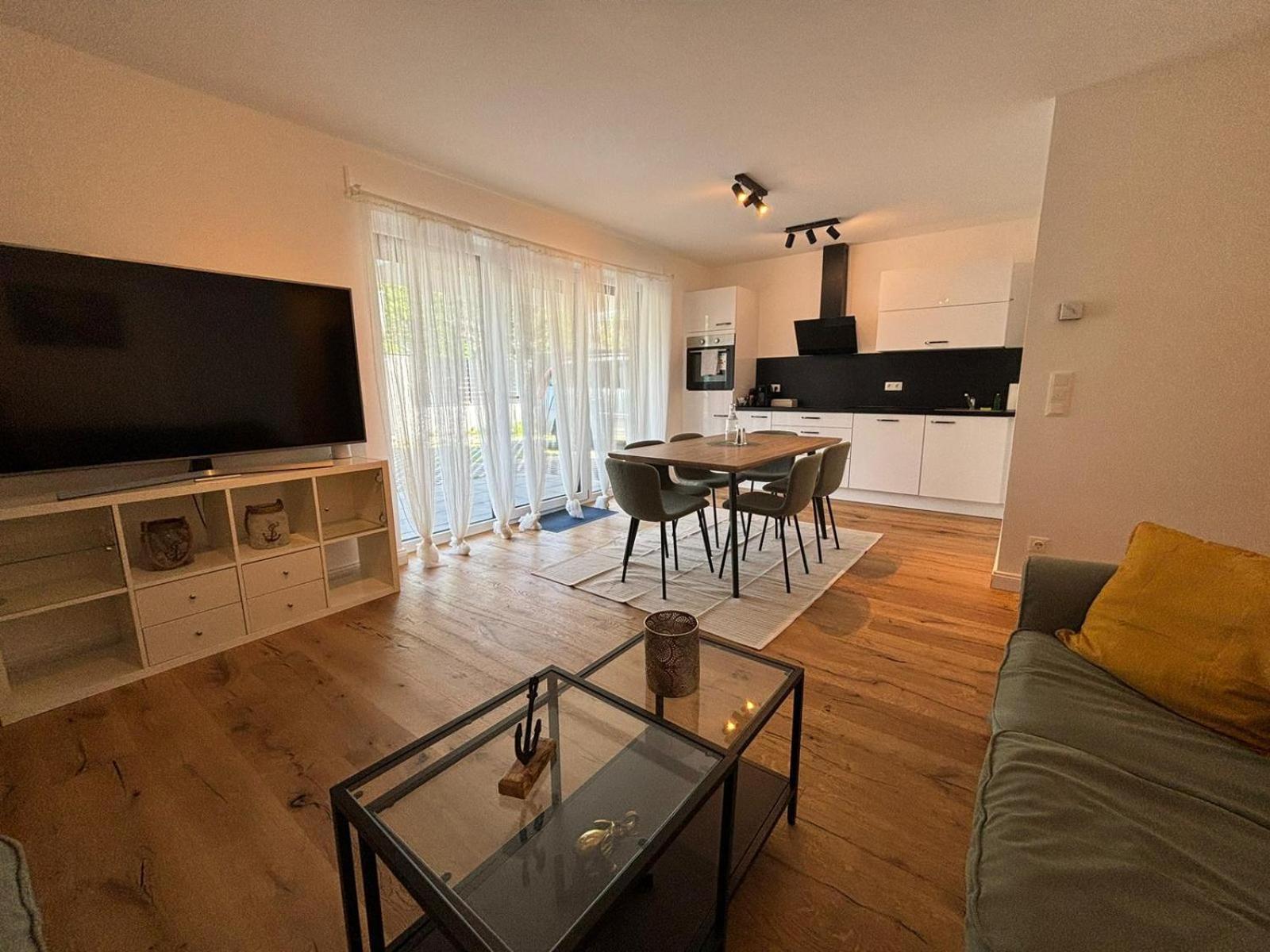Aparthotel Infinity Виена Екстериор снимка